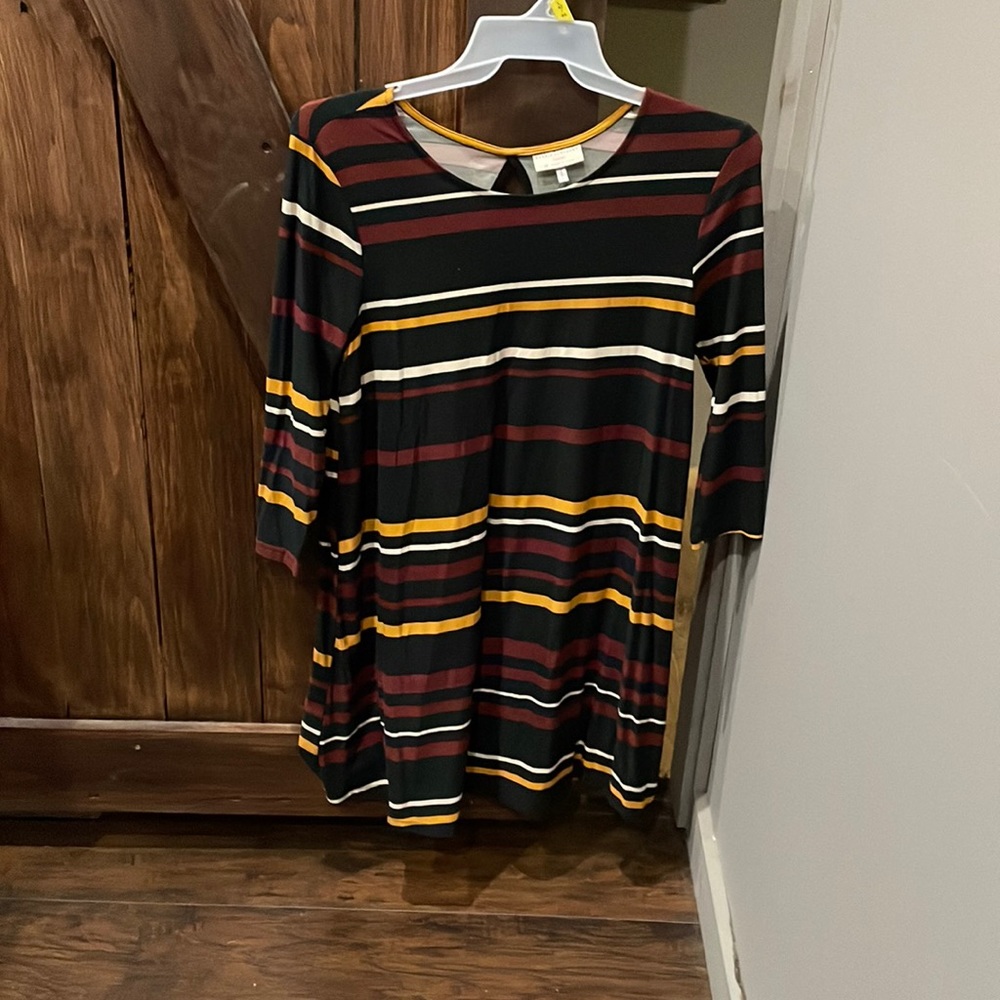 Women’s striped quarter sleeve dress